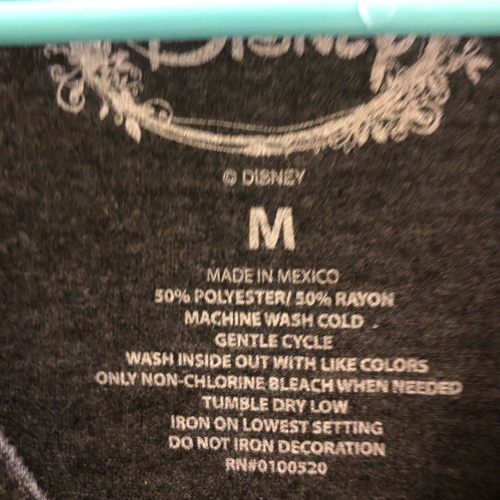 Disney tee - Picture 2 of 3